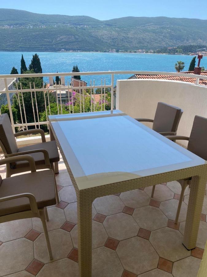 Apartment Topla Herceg Novi Buitenkant foto