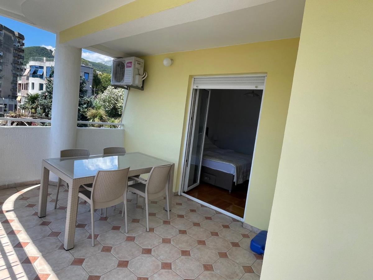 Apartment Topla Herceg Novi Buitenkant foto