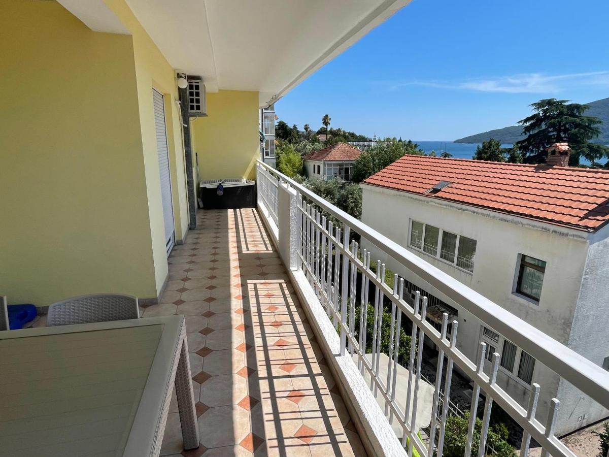 Apartment Topla Herceg Novi Buitenkant foto