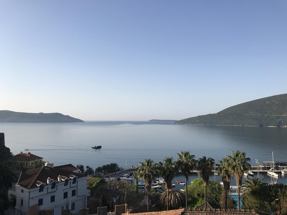 Apartment Topla Herceg Novi Buitenkant foto